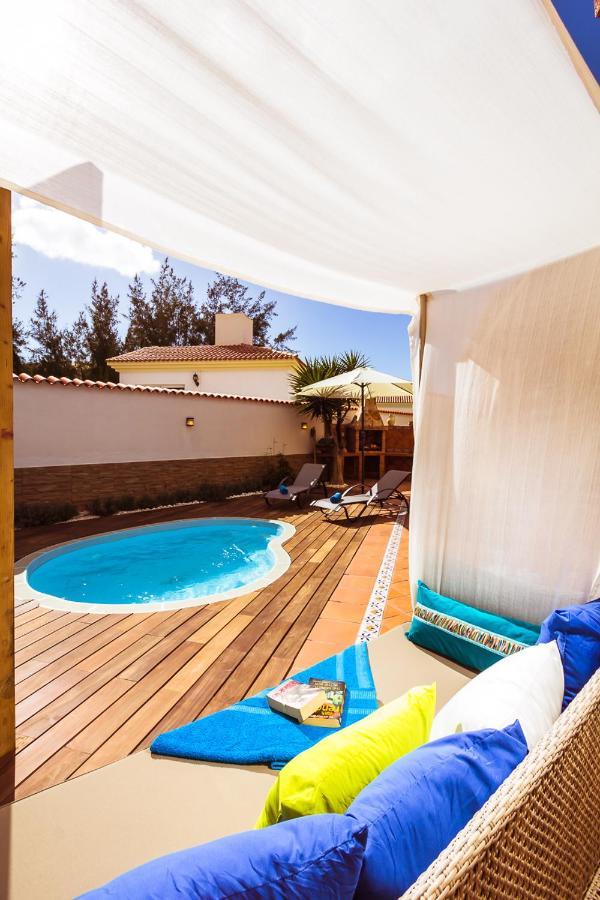 Villa Hibiscus Centrum Corralejo Beach Private Pool Family Exterior photo